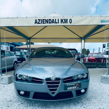 Alfa Romeo Spider 2.4 JTDM Exclusive da 200 CV