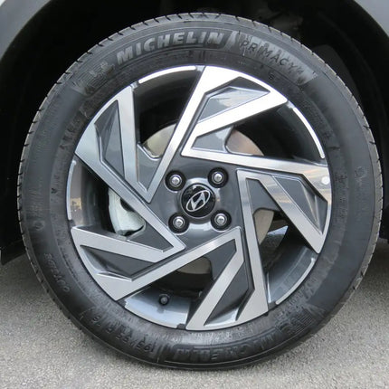 Hyundai BAYON PE MY25 XLine 1.0T-GDi MT