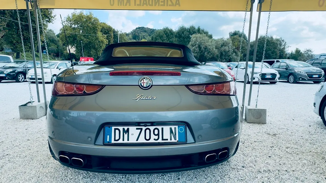 Alfa Romeo Spider 2.4 JTDM Exclusive da 200 CV