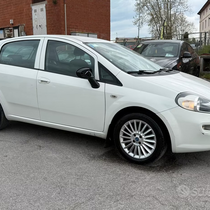 Fiat Punto 1.3 MJT II 75 CV 5 porte Lounge