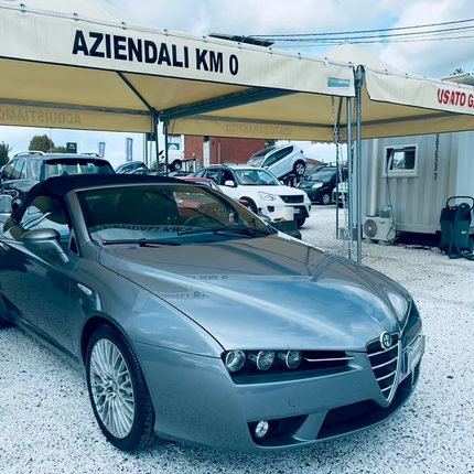 Alfa Romeo Spider 2.4 JTDM Exclusive da 200 CV