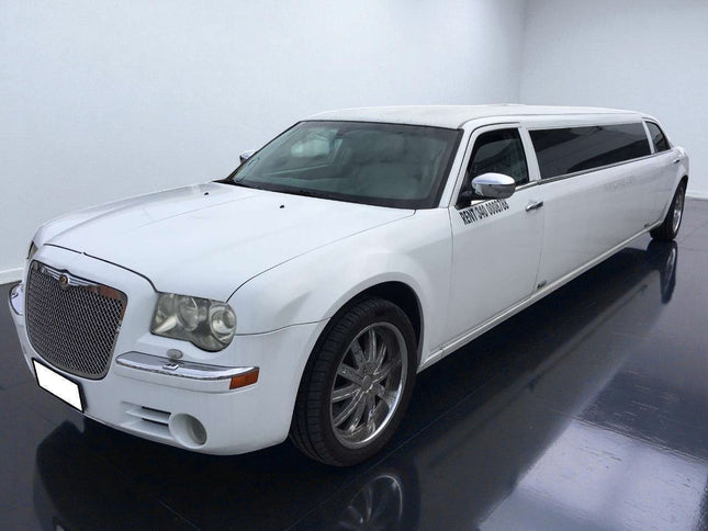 Chrysler 300C C300 LIMOUSINE