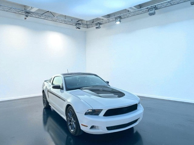 Ford Mustang V6 CoupÃ©  305 CV