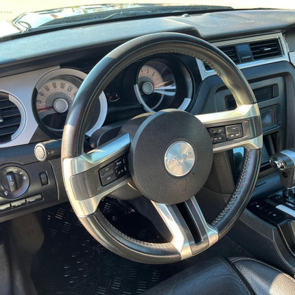 Ford Mustang V6 CoupÃ©  305 CV