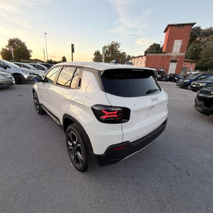 Jeep Avenger 1.2 Turbo 100 CV MHEV Summit ibrida automatica