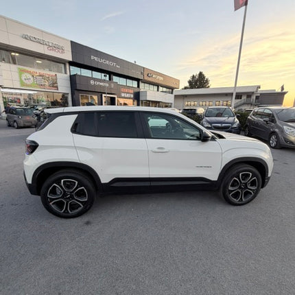 Jeep Avenger 1.2 Turbo 100 CV MHEV Summit ibrida automatica