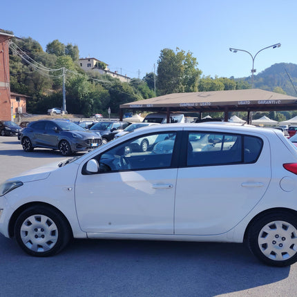 Hyundai i20 1.1 CRDi 5p. Classic -NEOPATENTATI