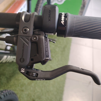 AMFLOW PX Carbon