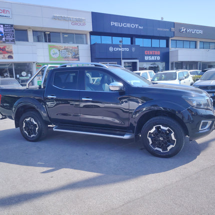 Nissan Navara 2.3 dCi 190 CV 7AT 4WD Double Cab N-Guard
