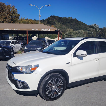 Mitsubishi ASX 1.6 DI-D 114 CV 4WD Instyle Navi- 4x4