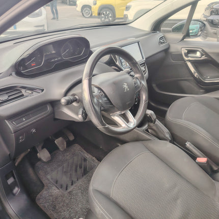 Peugeot 208 PureTech 82 5p. GPL Active - NEOPATENTATI - GPL