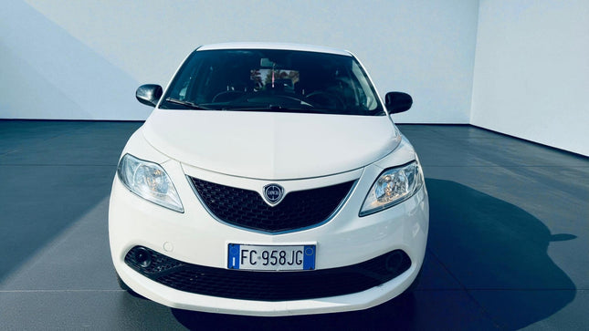 Lancia Ypsilon 1.2 69 CV 5 porte S&S Gold
