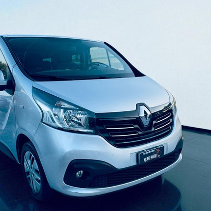 Renault Trafic T27 2.0 dCi 120CV PC-TN Zen 9 POSTI