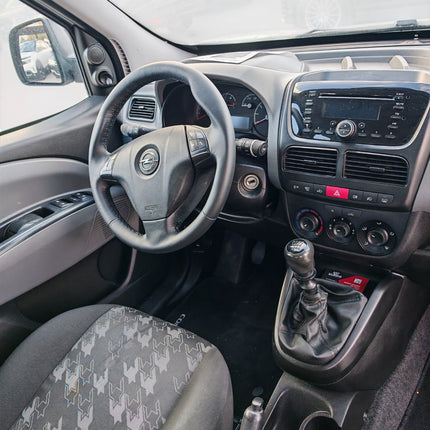 Opel Combo 1.4 Turbo EcoM GPL Cosmo