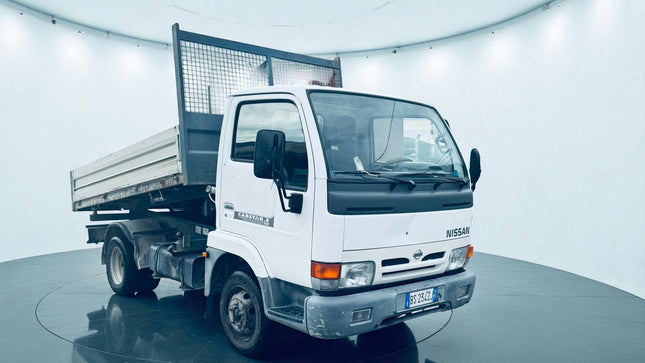 Nissan Cabstar 3.0 – 2001 – Ribaltabile Trilaterale – Usato Affidabile