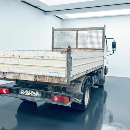 Nissan Cabstar 3.0 – 2001 – Ribaltabile Trilaterale – Usato Affidabile