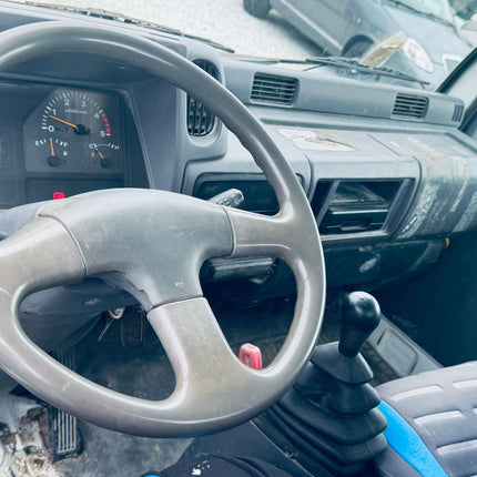 Nissan Cabstar 3.0 – 2001 – Ribaltabile Trilaterale – Usato Affidabile