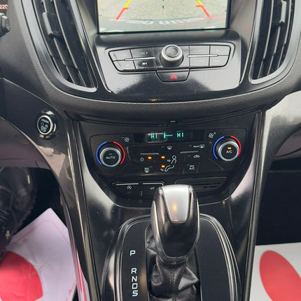 Ford Kuga 1.5 TDCI 120 CV S&S 2WD ST-Line