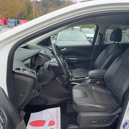 Ford Kuga 2.0 TDCI 150 CV S&S 4WD Powershift Titanium