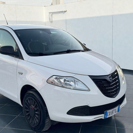 Lancia Ypsilon 0.9 TwinAir 85 CV 5 porte S&S Gold