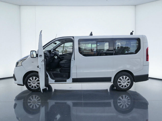 Renault Trafic 1.6 dCi 125 CV Intens – 9 POSTI