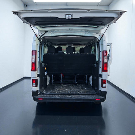 Renault Trafic 1.6 dCi 125 CV Intens – 9 POSTI