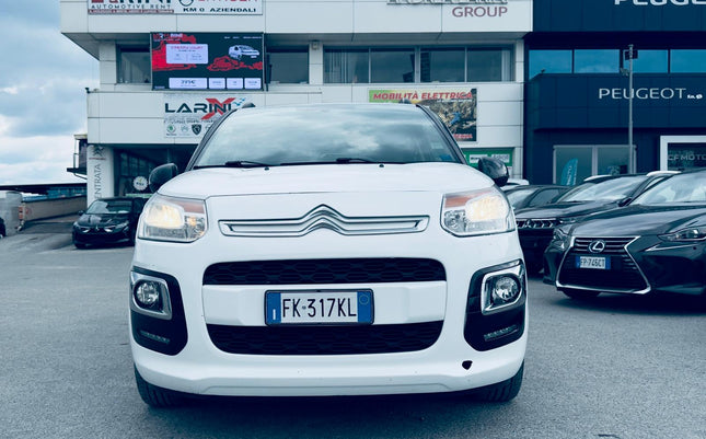 Citroën C3 Picasso 1.3 Diesel immatricolata nel 2017