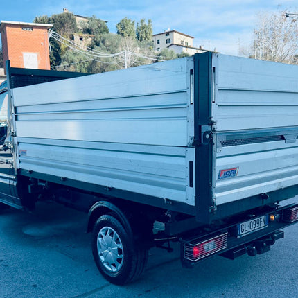 Ford Transit 2.0 Diesel immatricolato nel 2023