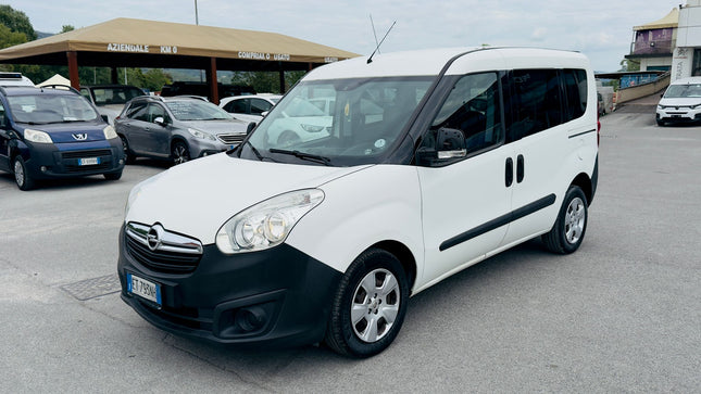 Opel Combo Tour 1.6 CDTI 105 CV ecoFLEX Start&Stop PC-TN Club N1