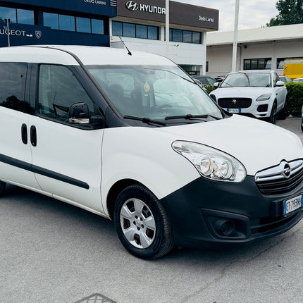 Opel Combo Tour 1.6 CDTI 105 CV ecoFLEX Start&Stop PC-TN Club N1
