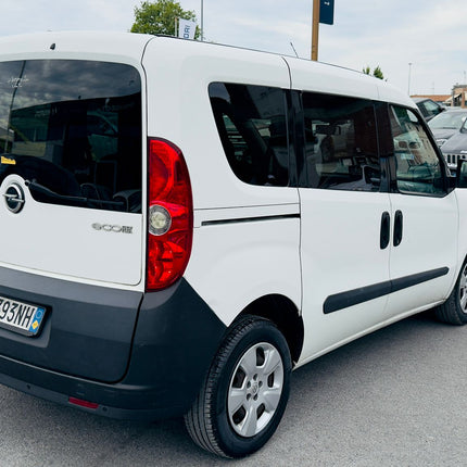 Opel Combo Tour 1.6 CDTI 105 CV ecoFLEX Start&Stop PC-TN Club N1