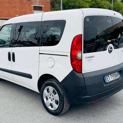 Opel Combo Tour 1.6 CDTI 105 CV ecoFLEX Start&Stop PC-TN Club N1