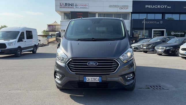 Ford Tourneo Custom 320 2.0 TDCi 185CV PC Titanium X del 2020