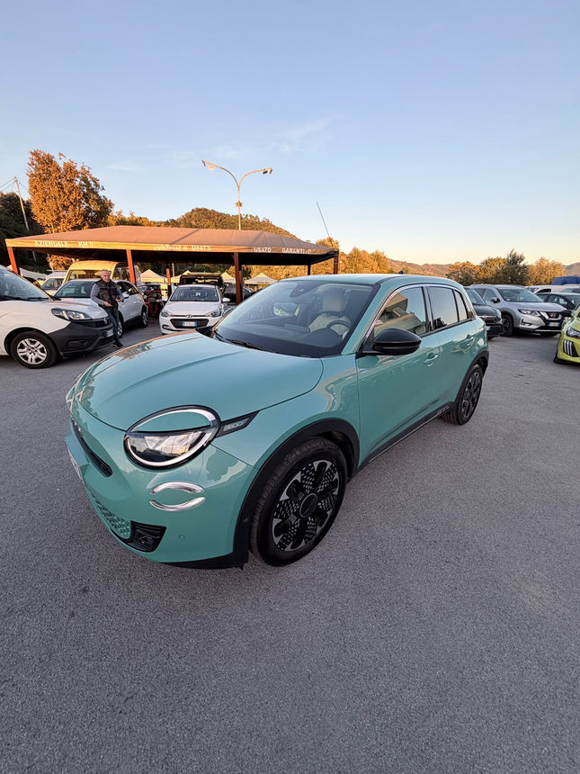 Fiat 600 Hybrid 145 CV DCT MHEV La Prima