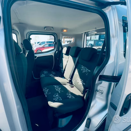 Fiat Doblò 1.4 T-Jet 16V Natural Power Dynamic