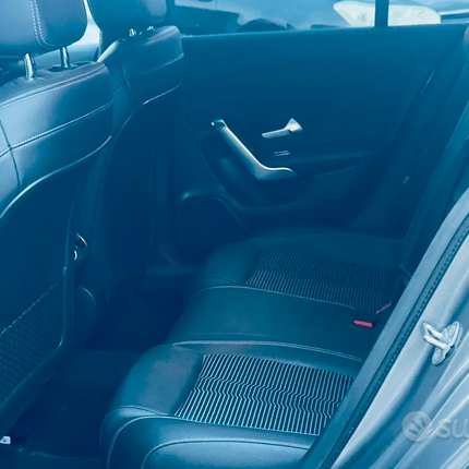 Mercedes-Benz CLA 200 d Automatic Shooting Brake Business