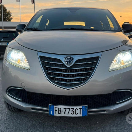Lancia Ypsilon 0.9 TwinAir 85 CV 5 porte