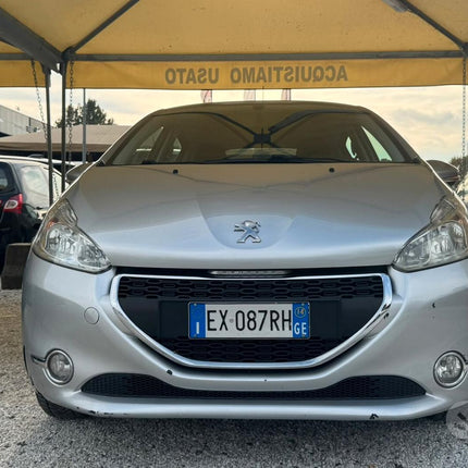 Peugeot 208 1.4 HDi 68 CV 5 porte Allure