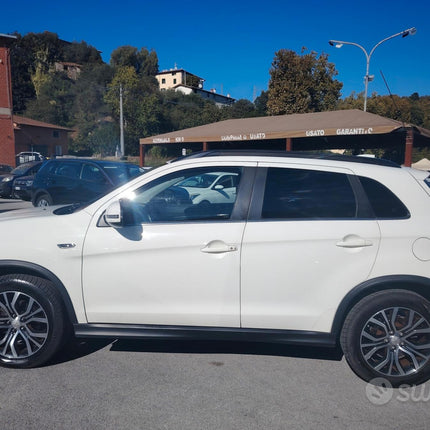 Mitsubishi ASX 1.6 DI-D 114 CV 4WD Instyle Navi
