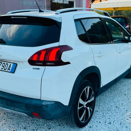 Peugeot 2008 BlueHDi 100 GT Line
