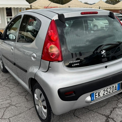 Peugeot 107 1.0 68CV 5p. Allure 2Tronic