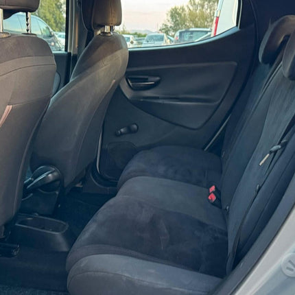 Lancia Ypsilon 0.9 TwinAir 85 CV 5 porte