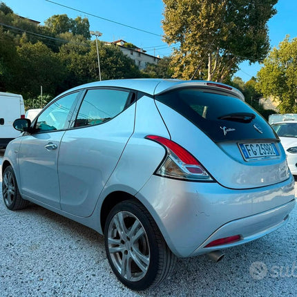 Lancia Ypsilon 1.2 69 CV 5 porte Gold