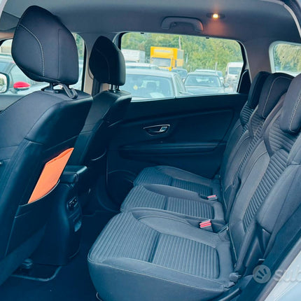Renault Grand Scenic Blue dCi 120 CV EDC Initiale